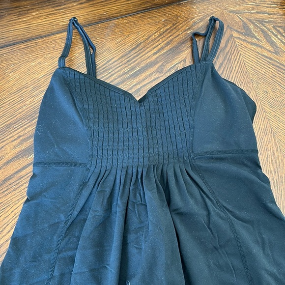 *rare* Lululemon sweetheart neck tank size 8 - Picture 2 of 3